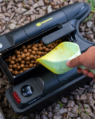 Réhausse RidgeMonkey Hopper Cover pour Bateau Hunter 750 - description 10