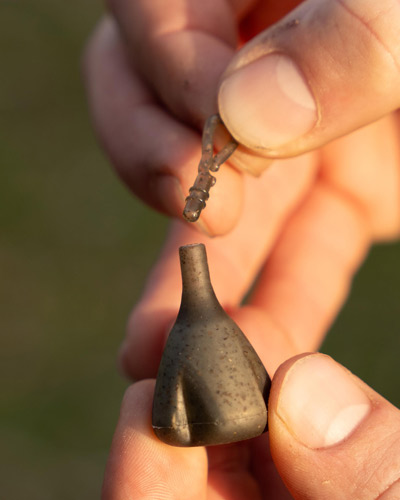 Back Lead Avid Carp Conceal (par 3) - description 02