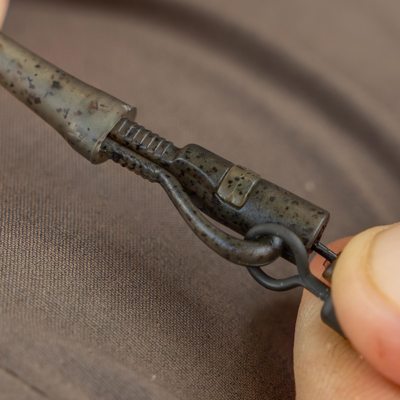 Clip Plomb Avid Carp Outline Flecktone Pinned (par 10) - description 05