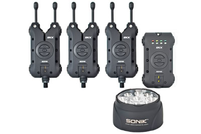 Coffret 4 détecteurs carpe sonik gizmo + centrale + lampe