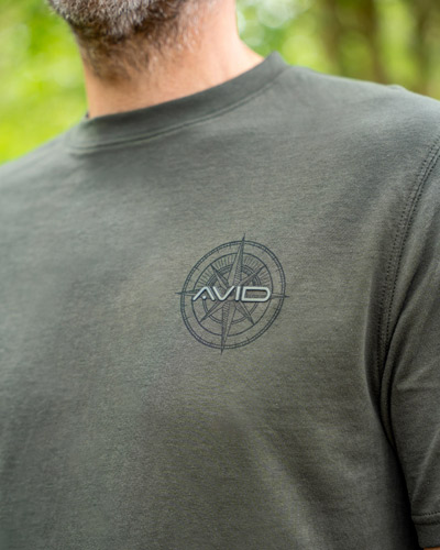 T-Shirt Avid Carp Bearing Green - description 02