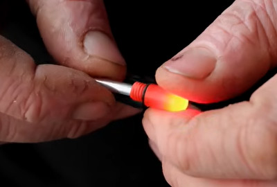 Lumière Spomb Light Rouge - description 05